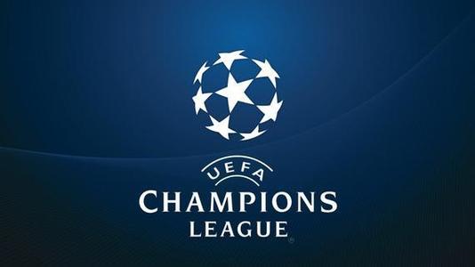 季展现出更 季展现出更